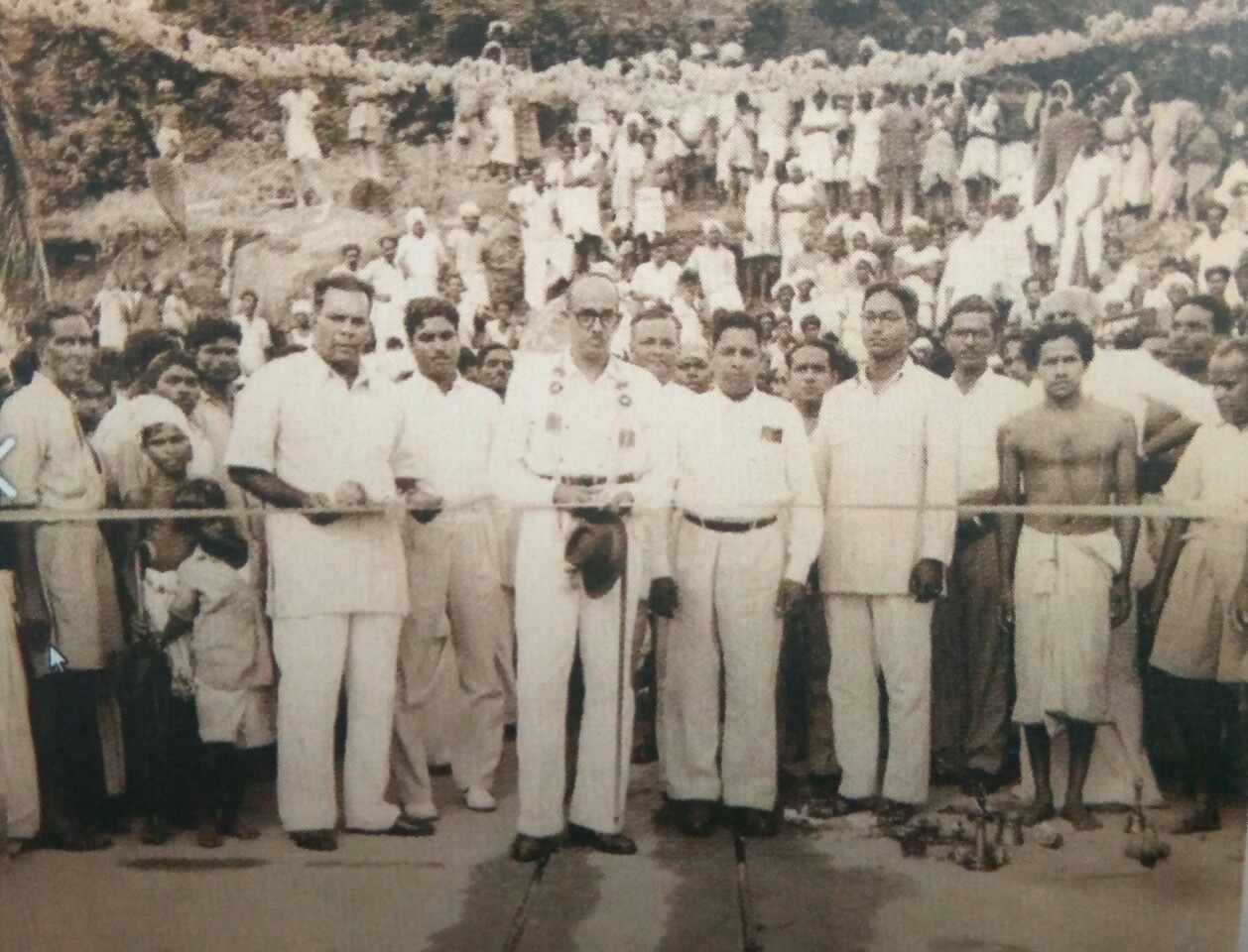 Malampuzha Dam vintage photograph — Palakkad heritage